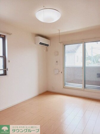 リエ フュテュールの物件内観写真